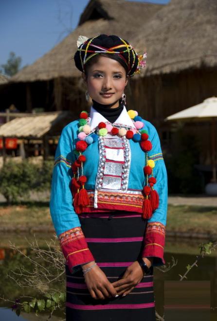 �°�����Ů